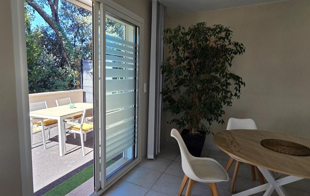 Appart Au Calme Avec Acces A La Piscine Partagee De 18H30 A 21H00 Uniquement Holiday home